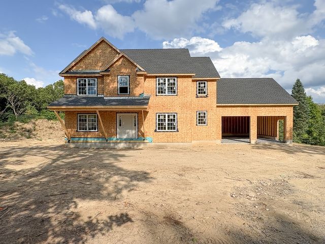 232 West Townsend Rd, Lunenburg, MA 01462