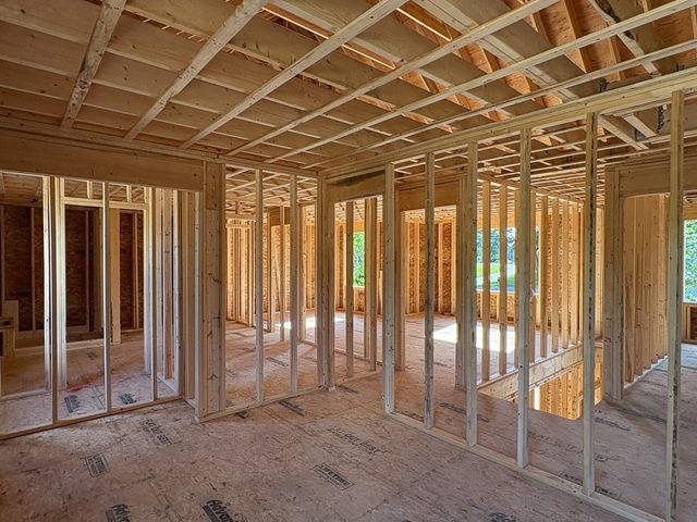 232 West Townsend Rd, Lunenburg, MA 01462