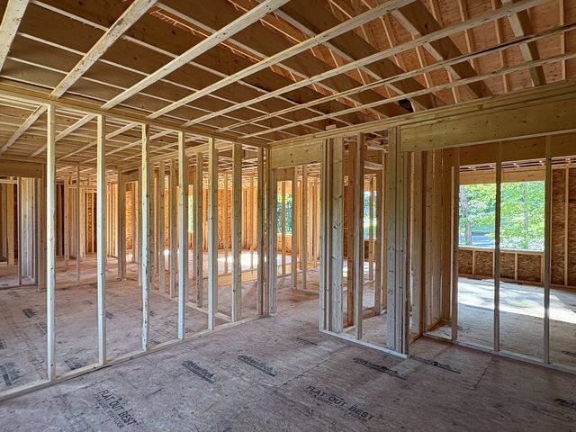 232 West Townsend Rd, Lunenburg, MA 01462