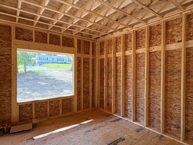232 West Townsend Rd, Lunenburg, MA 01462
