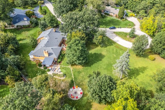 257-259 N Brookdale Lane, Palatine, IL 60067