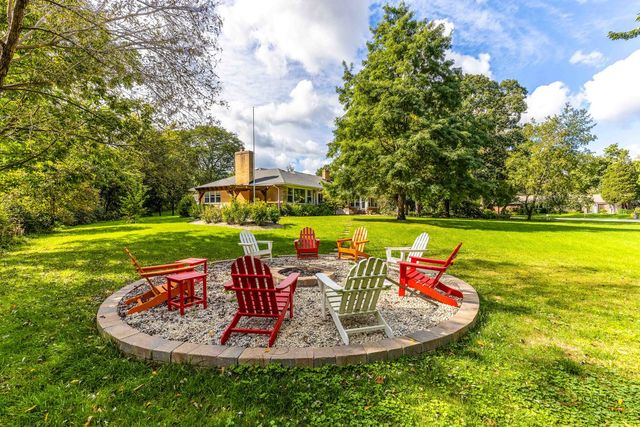 257-259 N Brookdale Lane, Palatine, IL 60067