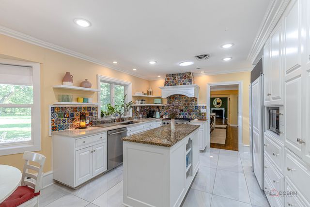 257-259 N Brookdale Lane, Palatine, IL 60067