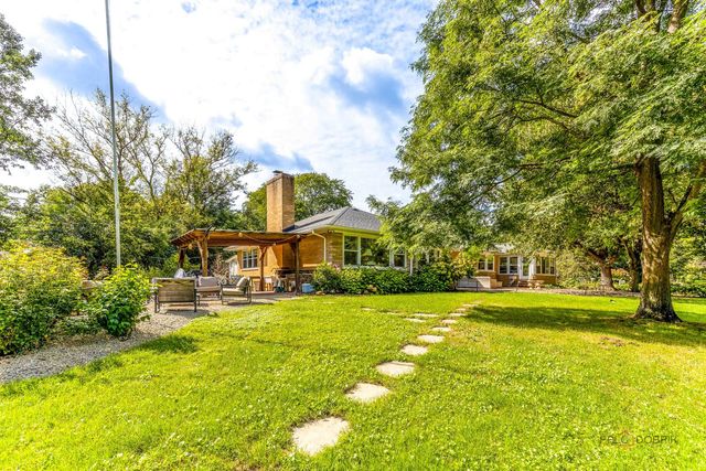 257-259 N Brookdale Lane, Palatine, IL 60067