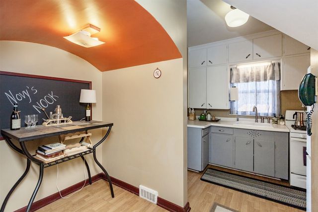 1502 29th Street, Des Moines, IA 50311