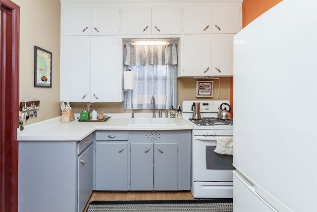 1502 29th Street, Des Moines, IA 50311