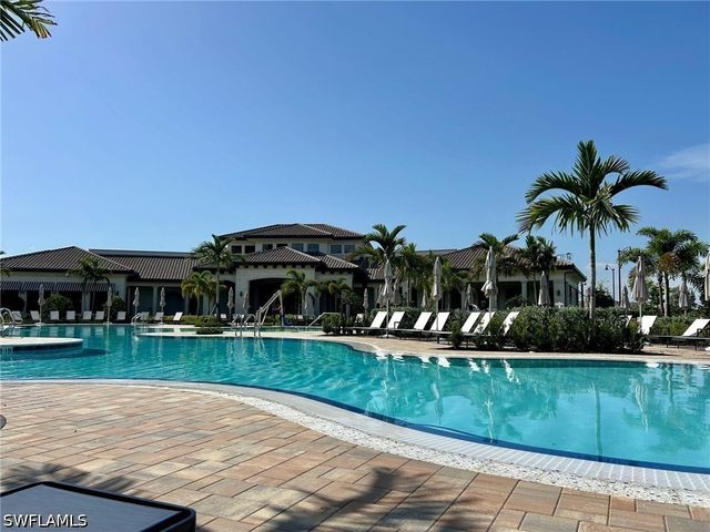 1942 Fresno AVE, Naples, FL 34120