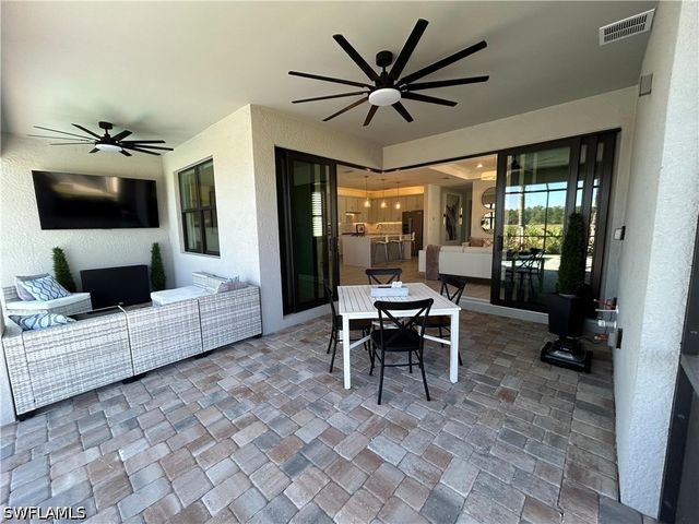1942 Fresno AVE, Naples, FL 34120