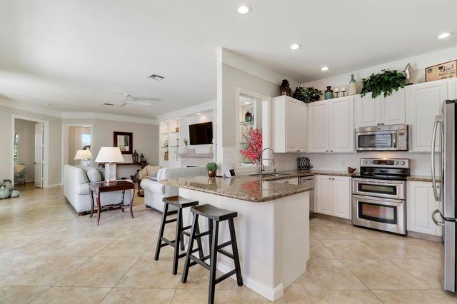 511 SWEET BAY Circle, Jupiter, FL 33458