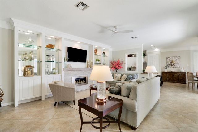 511 SWEET BAY Circle, Jupiter, FL 33458