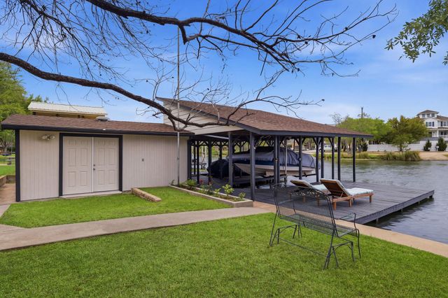 206 E Pheasant RD, Highland Haven, TX 78654