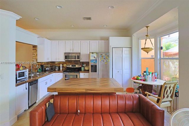 13463 SW 27th St, Miramar, FL 33027