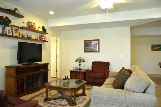407 Millwood Drive, Branson West, MO 65737