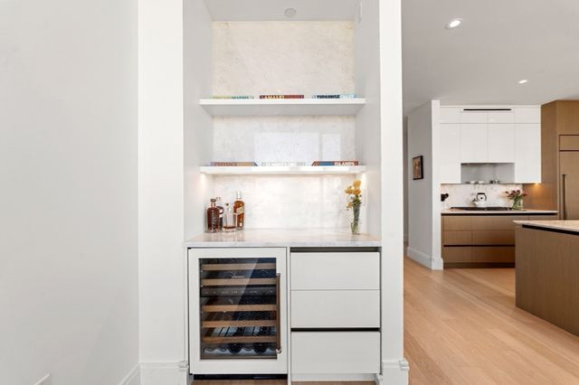 380 Harrison Ave 14-G, Boston, MA 02118