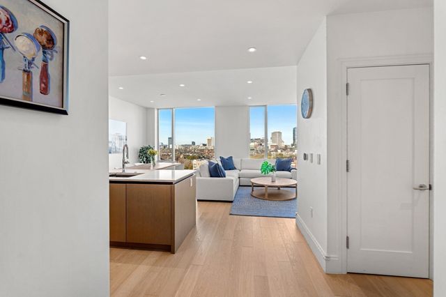 380 Harrison Ave 14-G, Boston, MA 02118