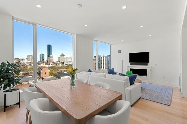 380 Harrison Ave 14-G, Boston, MA 02118