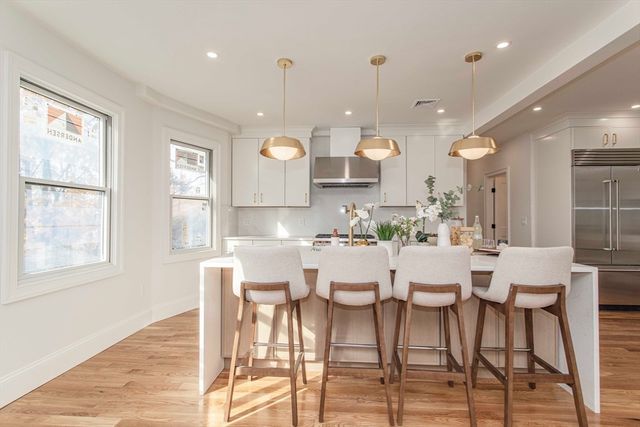 123 Mt Vernon Street 1, Newton, MA 02465