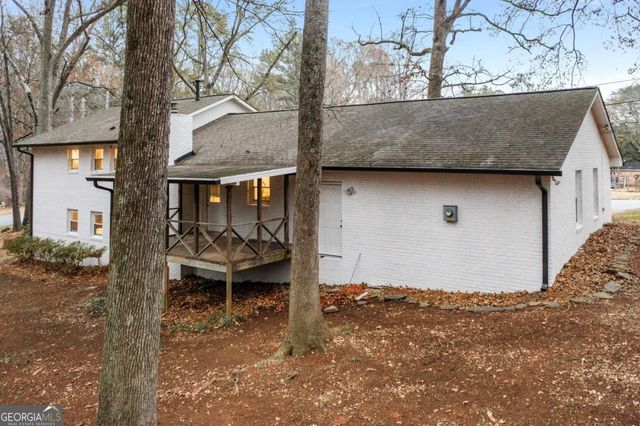 24 Stone Mill Lane NW, Marietta, GA 30064