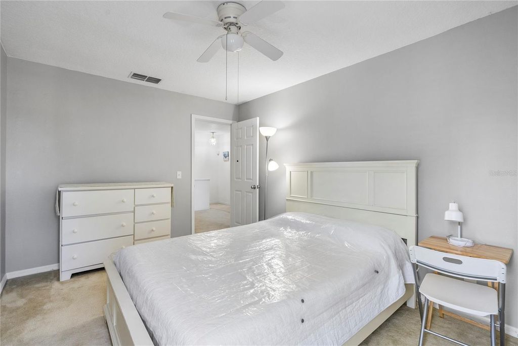 Image 26 of property listing at 2233 ARDON AVENUE, Orlando, FL 32833