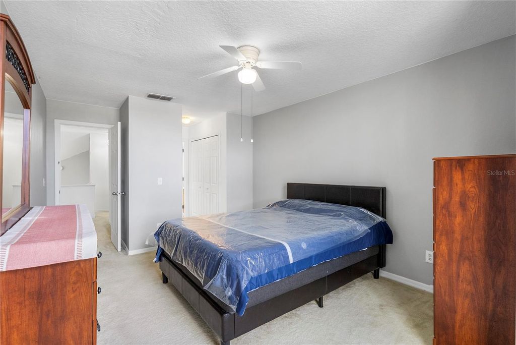 Image 28 of property listing at 2233 ARDON AVENUE, Orlando, FL 32833