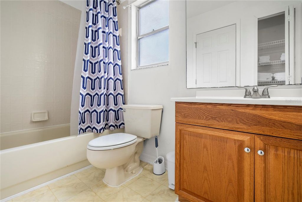 Image 31 of property listing at 2233 ARDON AVENUE, Orlando, FL 32833