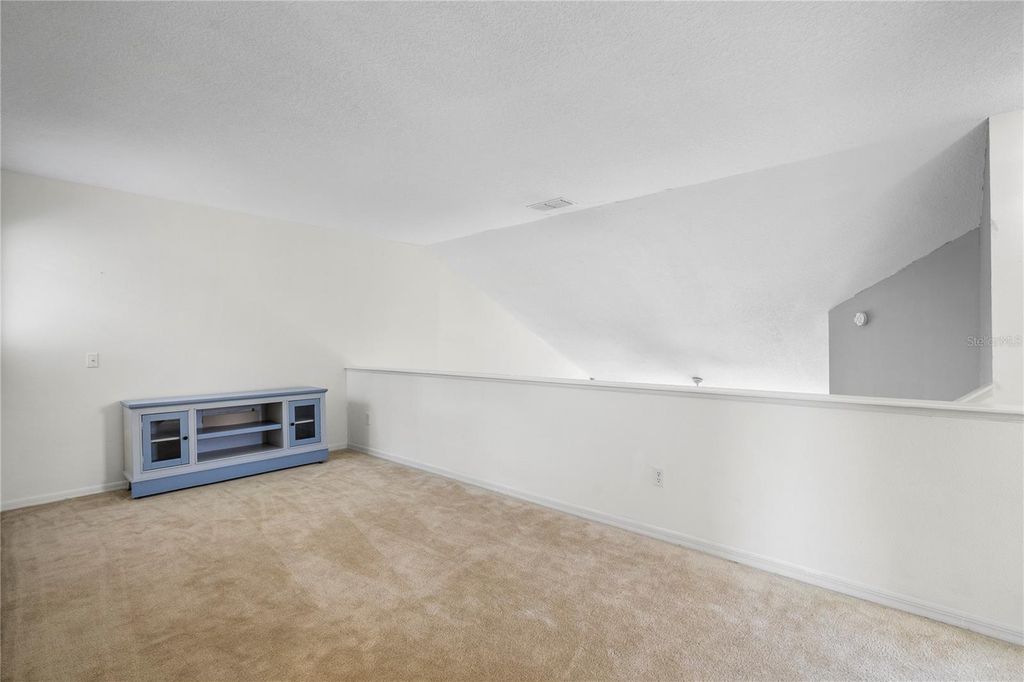 Image 32 of property listing at 2233 ARDON AVENUE, Orlando, FL 32833