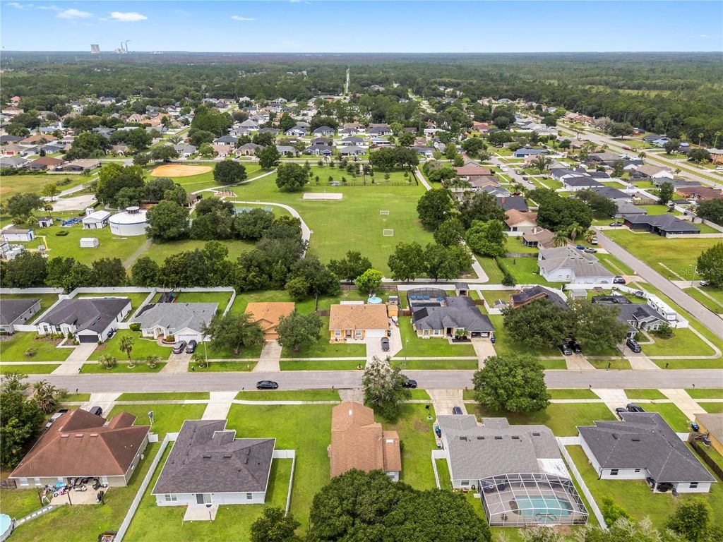 Image 47 of property listing at 2233 ARDON AVENUE, Orlando, FL 32833