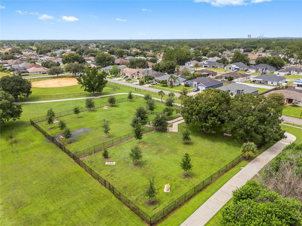 Image 49 of property listing at 2233 ARDON AVENUE, Orlando, FL 32833