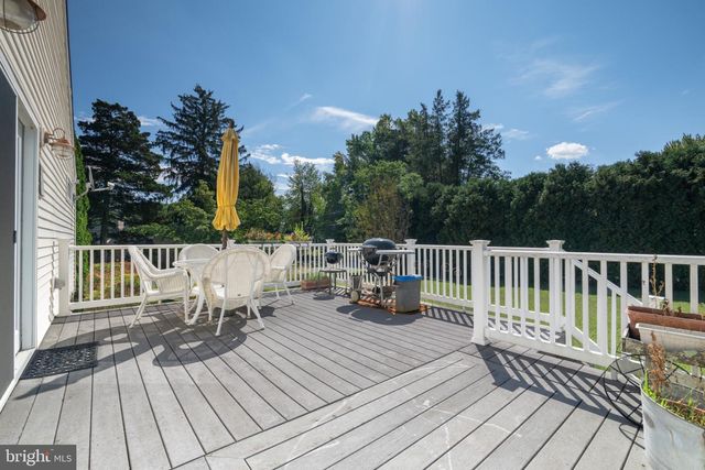 510 W CLEARVIEW AVE, Wilmington, DE 19809