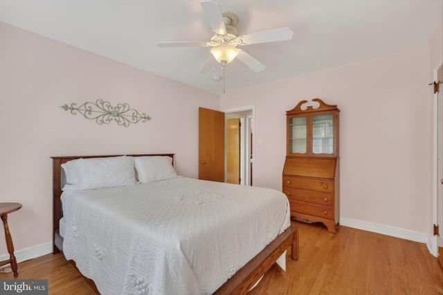 510 W CLEARVIEW AVE, Wilmington, DE 19809