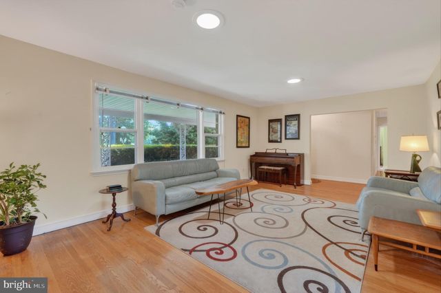 510 W CLEARVIEW AVE, Wilmington, DE 19809