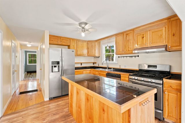 5 Council Tree Lane, Wolfeboro, NH 03894