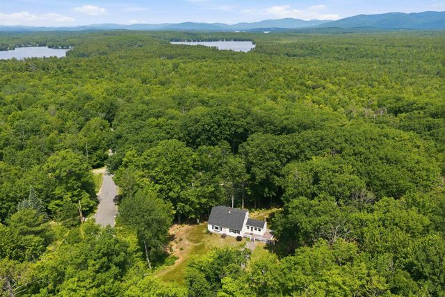 5 Council Tree Lane, Wolfeboro, NH 03894