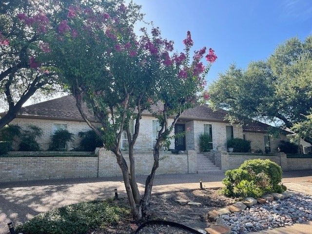 17106 Graystone Drive, Dallas, TX 75248