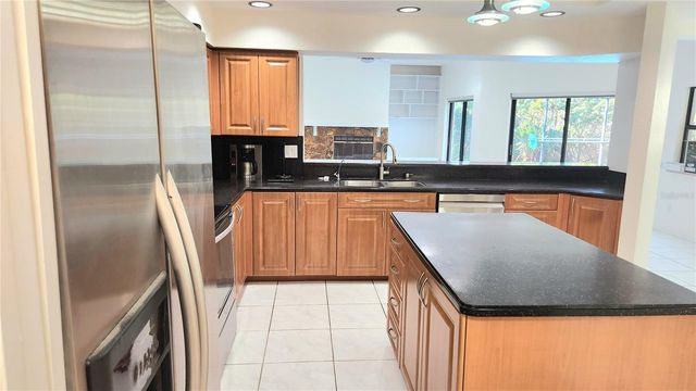 3037 CREST DRIVE, Clearwater, FL 33759