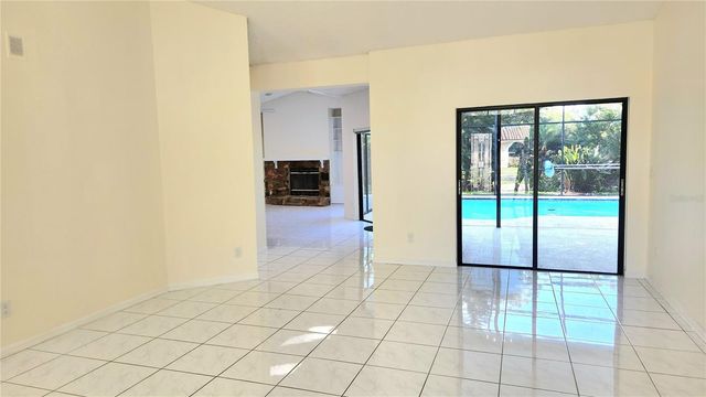 3037 CREST DRIVE, Clearwater, FL 33759