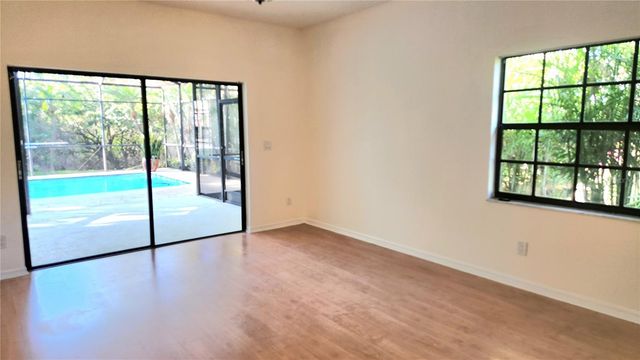 3037 CREST DRIVE, Clearwater, FL 33759