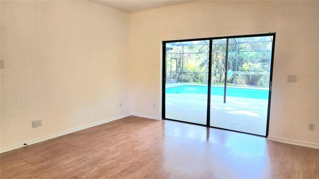 3037 CREST DRIVE, Clearwater, FL 33759