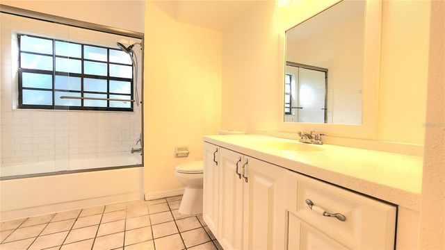 3037 CREST DRIVE, Clearwater, FL 33759