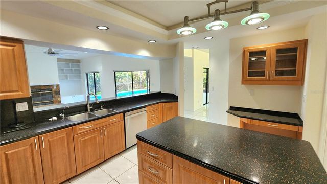 3037 CREST DRIVE, Clearwater, FL 33759