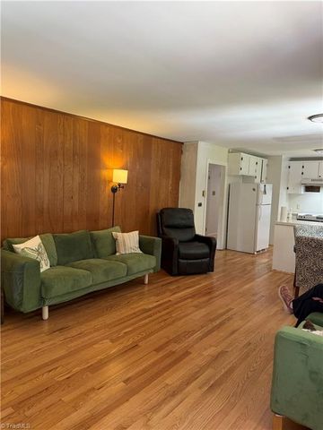125 James Street, Elkin, NC 28621