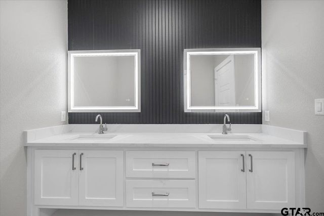 16927 Sawyer Way, Lindale, TX 75771