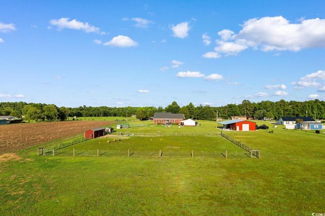 813 Sisters Rd., Loris, SC 29569