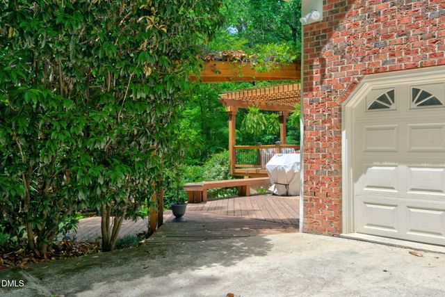 10705 Leslie Drive, Raleigh, NC 27615