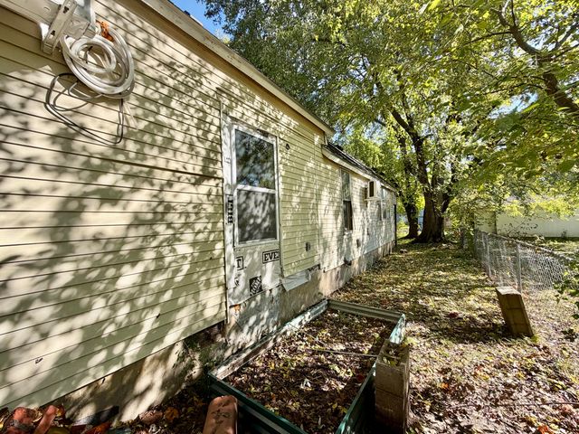 811 S Connor Avenue, Joplin, MO 64801