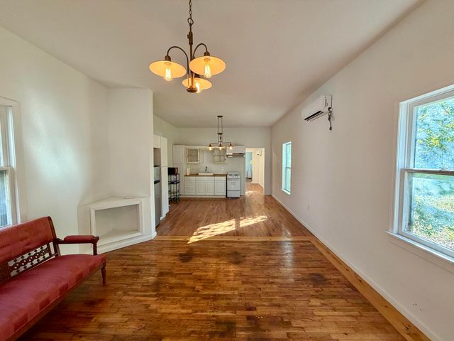 811 S Connor Avenue, Joplin, MO 64801