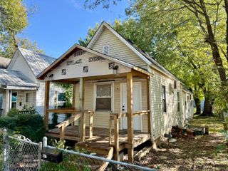 811 S Connor Avenue, Joplin, MO 64801