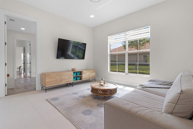 5630 N Sterling Ranch Drive, Davie, FL 33314