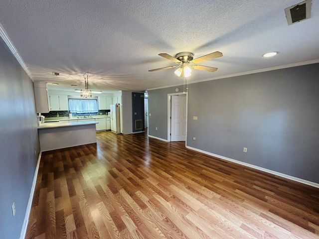 4 Thomas Walter Circle, Santee, SC 29142