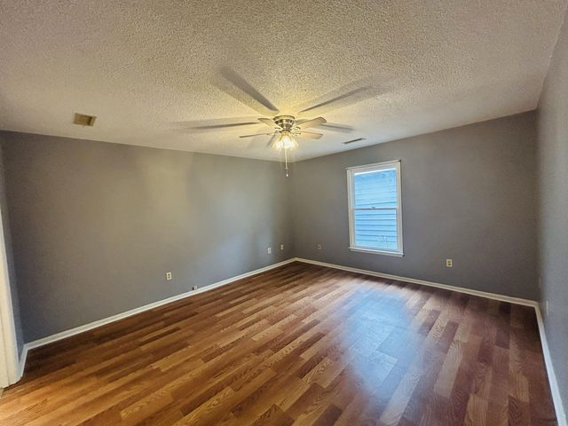 4 Thomas Walter Circle, Santee, SC 29142
